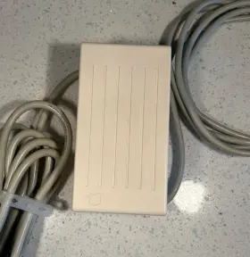 A2m4120 Apple Genuine 120v Power Supply Model With Cords For Iic Computers