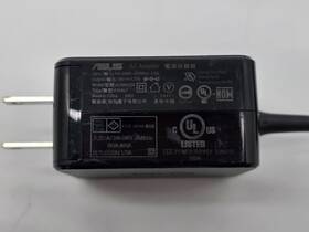 Asus Ad890326 Genuine Ac Adapter Charger 19v 1.75a 33w Oem Power Supply