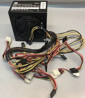 Rs-550-pcar-e3 Cooler Master Rs550pcare3 550 550w Desktop Power Supply