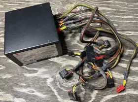 Cu-700b Coolmax Pc Desktop Power Supply And Sata Pci Express Cables - Tested
