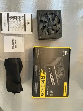 650x Corsair Rm Power Supply In Box With Cables And User Manual
