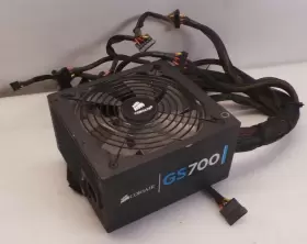 75-001182 Corsair Gs700 700w Gaming Power Supply