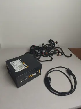 Cmpsu-650txv2 Corsair Tx650 650w Power Supply With Cord Low Use Clean Tested