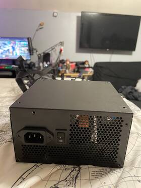 Cwt Gpu650v 650w 80 Plus Gold - Atx Power Supply Non-modular Channel Well Tech