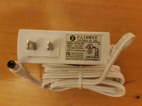 Fairway Wt10l-050 Ac Adapter 100-120v Output 5.0v 2.0a