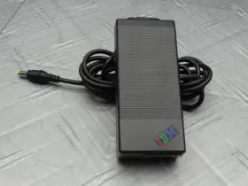 08k8208 Ibm 16v 4.5a Ac Adapter Genuine