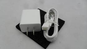 Lenovo Sa18c04964 Ac Adapter C-p35 5.2v/2a Emc Us White Used