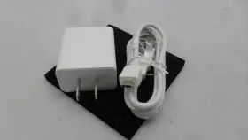 Sa18c04964 Lenovo Ac Adapter C-p35 5.2v/2a Emc Us White Used