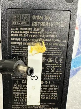 Gst90a15-p1m Mean Well Meanwell 15v 6a 90w Power Supply Adapter
