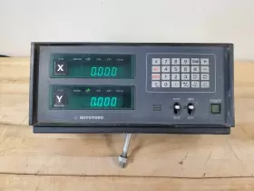 Gml-3705 Mitutoyo W X-y Dual Digital Readout