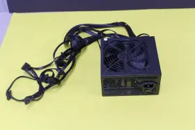 Tg06-650 Montech Alpha Gold 650 80 650w Atx Desktop Pc Power Supply
