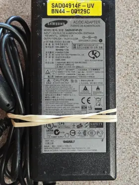 Sad04914f-uv Samsung Ap04914-uv Original Power Ac Adapter Bn4400129a 14v 3.5a
