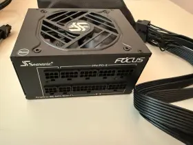 Y7751gxsfs Seasonic Focus Sgx-750 Power Supply