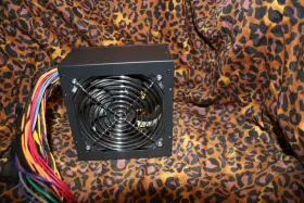 Atx-750n Shark Technology New 750-watt Black Atx 12v Pcie Silent 120mm Fan Desktop Pc Power Supply 4/8pin