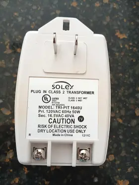 1640u Solex Tri-pit 16.5v 40va 120vac 50w Power Supply -free Shipping