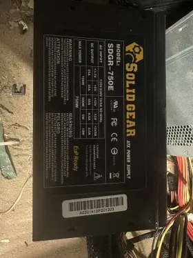 Sdgr-750e Solid Gear Gaming Power Supply With Some Cords