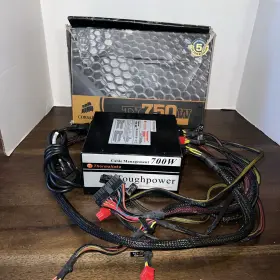700-ap Thermaltake Toughpower 700 Ap Psh 700v Power Supply 700w Untested
