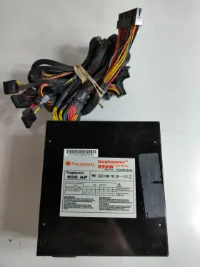 W0104ru Thermaltake Toughpower 650 Ap W 20 4 Pin Atx Desktop Power Supply